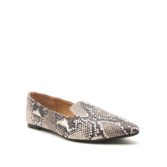 qupid pointed toe flats